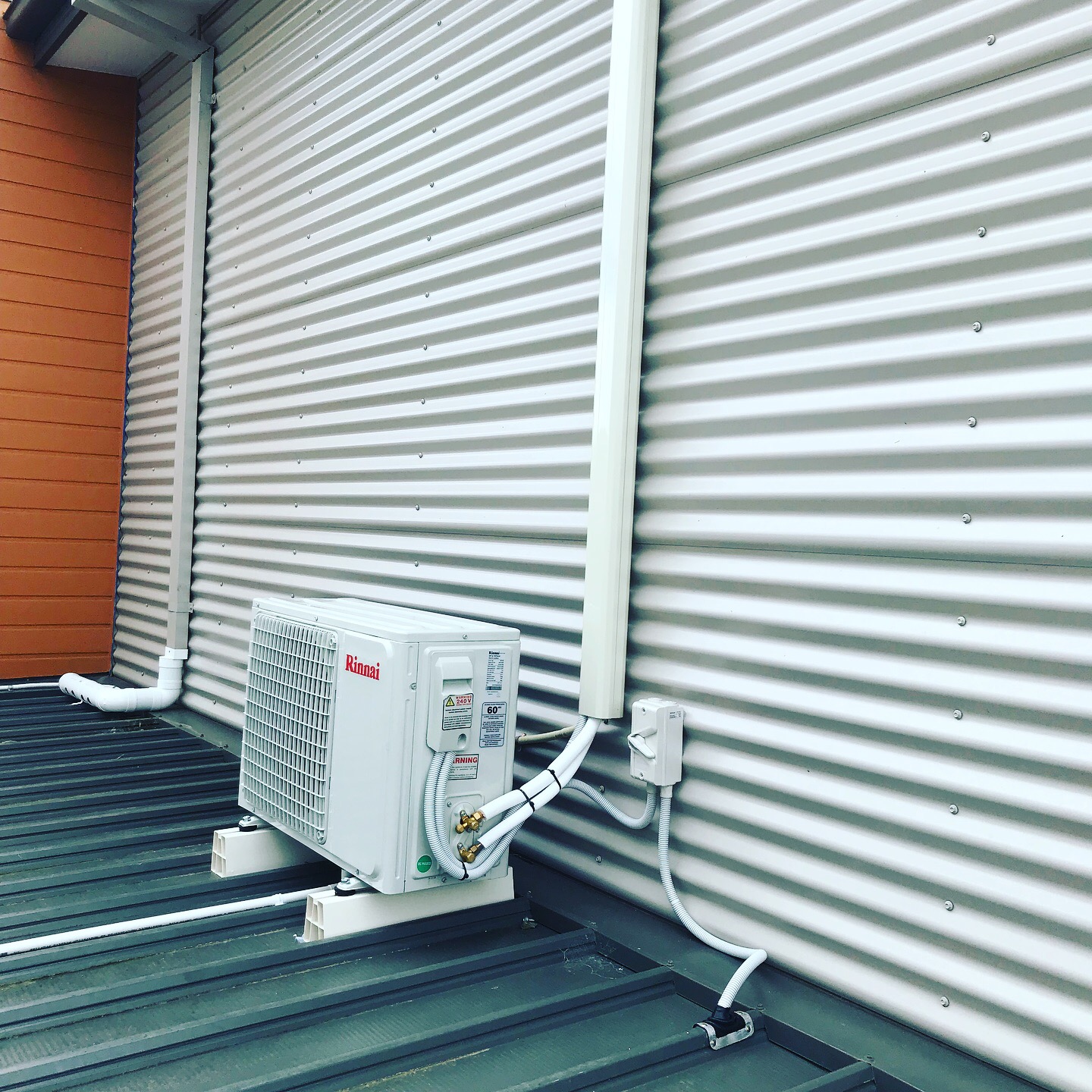 Split System Airconditioners | Geelong | Torquay | Tomlinson Plumbing