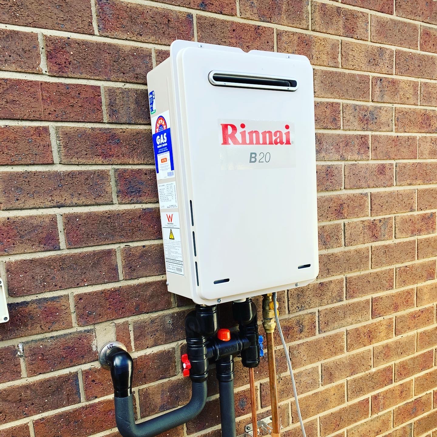Rinnai B20 Continuous Flow Hot Water Unit | Geelong | Torquay | Tomlinson Plumbing